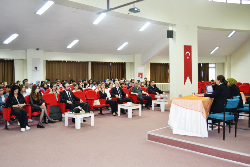 Osmaneli'nde Sağlıkta İletişim Semineri Gerçekleştirildi